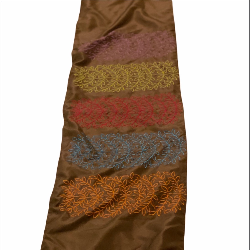 Pier 1 Table Runner